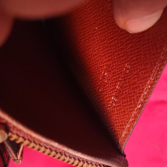 Louis Vuitton monogram compact wallet - Picture 12 of 12